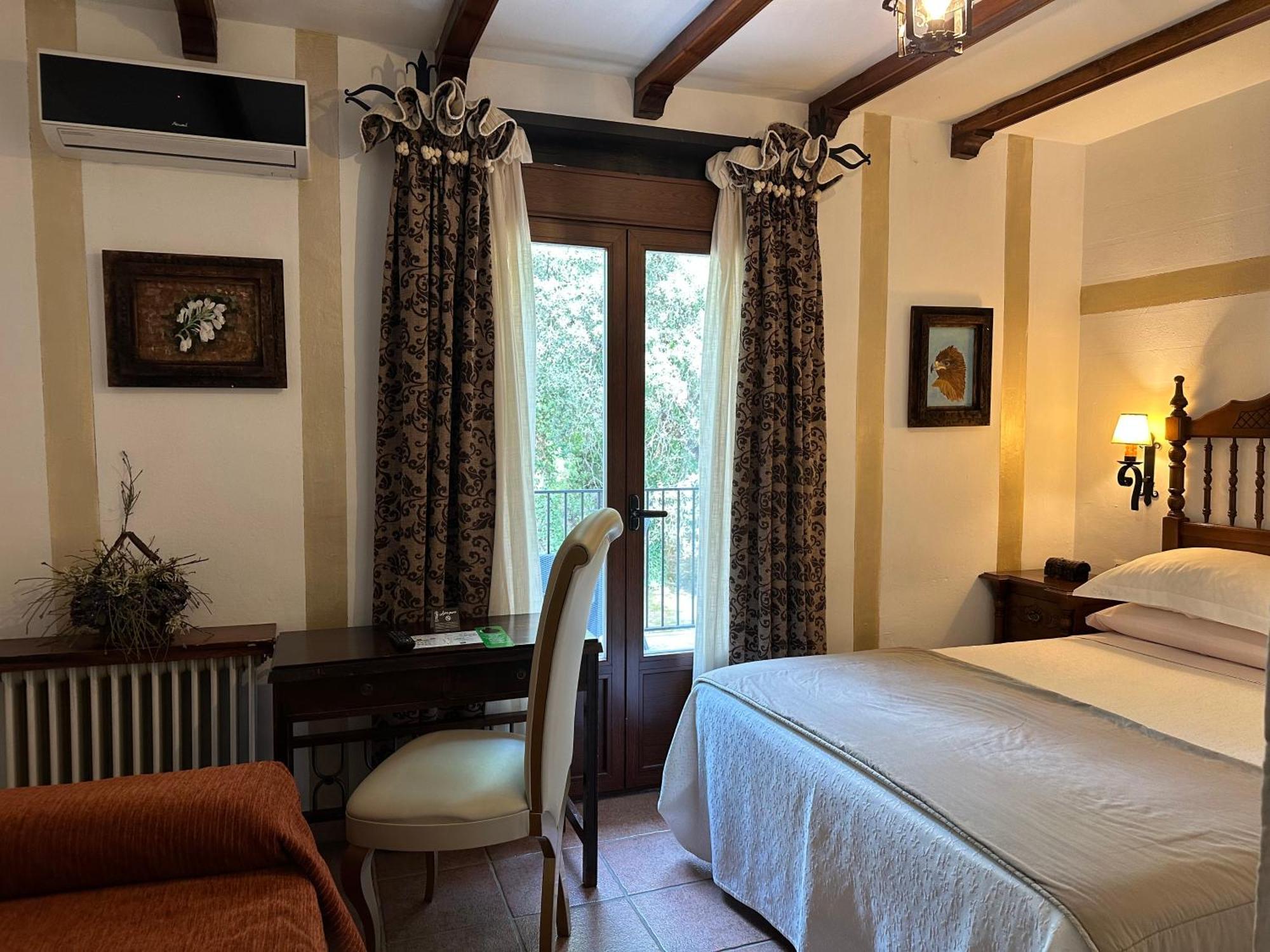 Hotel Rural Convento Santa Maria De La Sierra อาร์โรโยฟรีโอ ภายนอก รูปภาพ