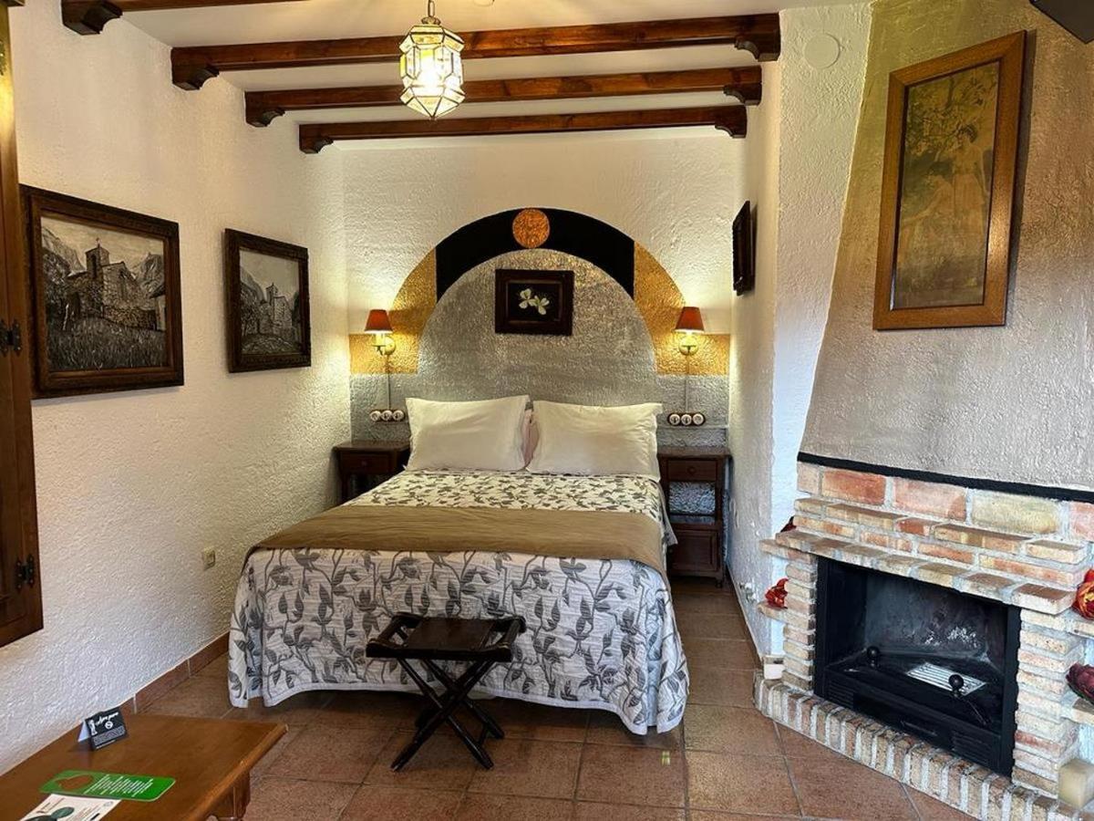 Hotel Rural Convento Santa Maria De La Sierra อาร์โรโยฟรีโอ ภายนอก รูปภาพ