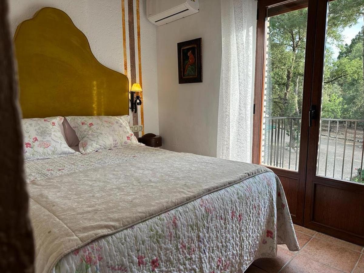 Hotel Rural Convento Santa Maria De La Sierra อาร์โรโยฟรีโอ ภายนอก รูปภาพ